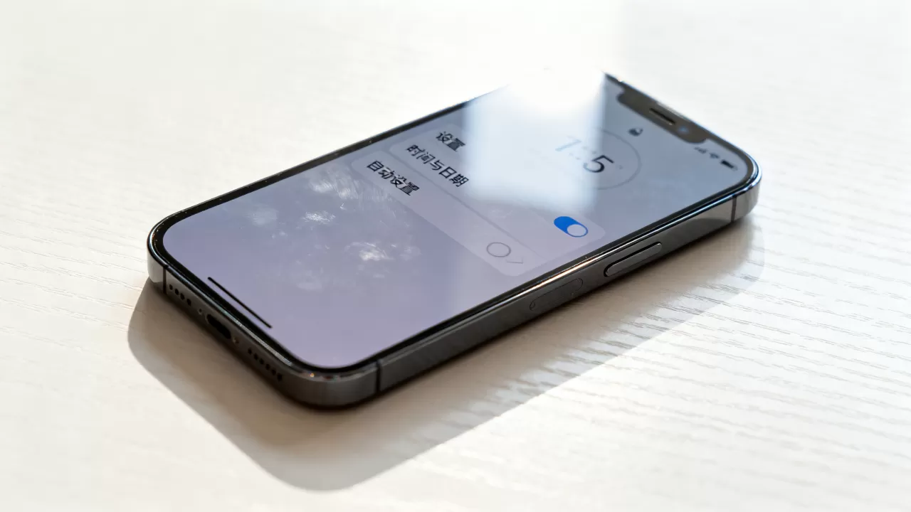 iphone时间变慢怎么回事，iphone时间变慢