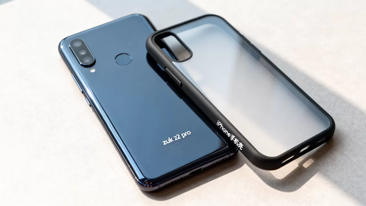 zuk z2 pro能装iPhone手机壳吗，zuk z2 pro